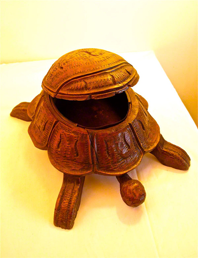 Crachoir- LA COLLECTION FORANI DE LA TORTUE